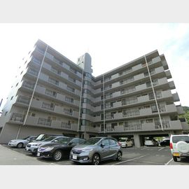 米子駅より徒歩9分 築28年2ヶ月 7階建の賃貸物件