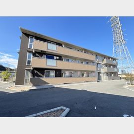 米子駅より徒歩11分 築6年7ヶ月 3階建の賃貸物件