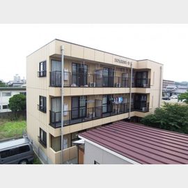 富士見町駅より徒歩3分 築23年1ヶ月 3階建の賃貸物件