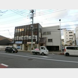 米子駅より徒歩5分 築49年9ヶ月 3階建の賃貸物件