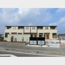 上道駅より徒歩31分 築1年3ヶ月 2階建の賃貸物件