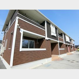 馬場崎町駅より徒歩21分 築8年10ヶ月 2階建の賃貸物件