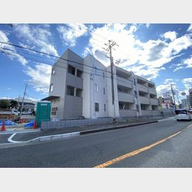 忍ケ丘駅より徒歩3分 1階 築4年3ヶ月の賃貸物件
