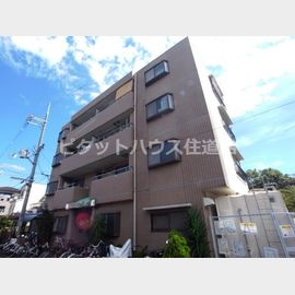 鴻池新田駅より徒歩17分 築34年6ヶ月 4階建の賃貸物件