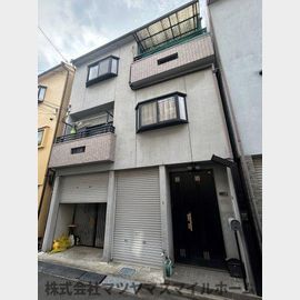 野崎駅より徒歩10分 築30年 3階建の賃貸物件