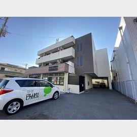 野崎駅より徒歩5分 築29年9ヶ月 3階建の賃貸物件
