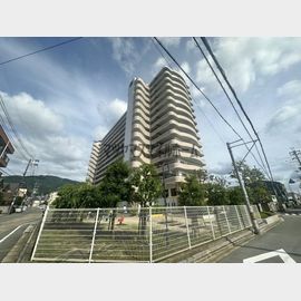 新石切駅より徒歩18分 5階 築34年2ヶ月の賃貸物件