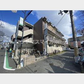 横堤駅より徒歩3分 築14年4ヶ月 3階建の賃貸物件