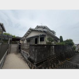 野崎駅より徒歩11分 築50年1ヶ月 2階建の賃貸物件