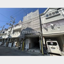 萱島駅より徒歩21分 築26年10ヶ月 3階建の賃貸物件