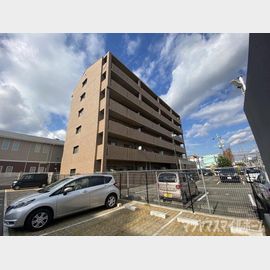 吉田駅より徒歩7分 3階 築29年の賃貸物件
