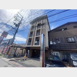 住道駅より徒歩15分 築30年3ヶ月 5階建の賃貸物件