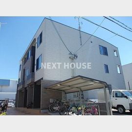 衣摺加美北駅より徒歩11分 築11年6ヶ月 3階建の賃貸物件