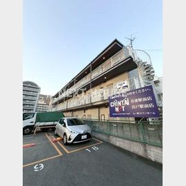 Luis 3階 築32年2ヶ月の賃貸物件