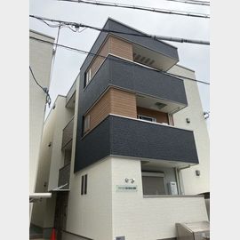 加美駅より徒歩3分 築1年 3階建の賃貸物件