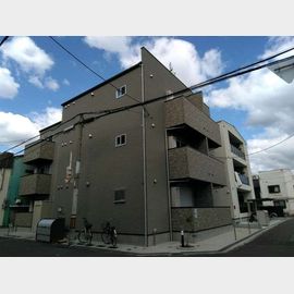 加美駅より徒歩8分 築7年3ヶ月 3階建の賃貸物件