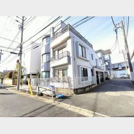 八幡山駅より徒歩6分 築13年4ヶ月 3階建の賃貸物件