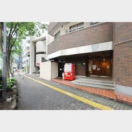 新宿駅より徒歩7分 1階 築46年6ヶ月の賃貸物件