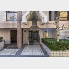 春日駅より徒歩9分 3階 築35年8ヶ月の賃貸物件