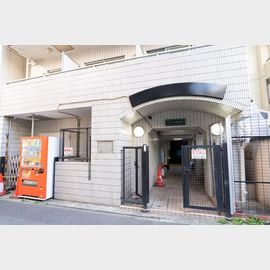 川崎駅より徒歩5分 2階 築40年3ヶ月の賃貸物件