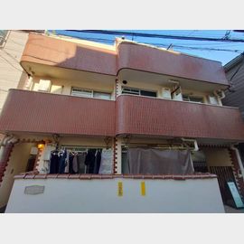 高円寺駅より徒歩3分 3階 築45年の賃貸物件