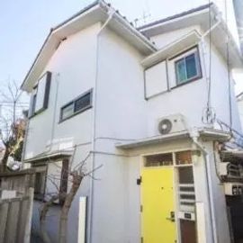 沼袋駅より徒歩3分 築9年7ヶ月 2階建の賃貸物件