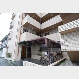 港町駅より徒歩1分 1階 築37年の賃貸物件