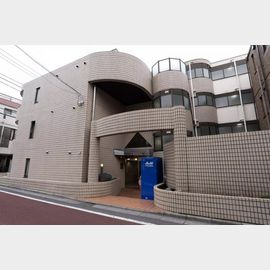 レジダンス・イン・三軒茶屋 4階 築39年8ヶ月の賃貸物件