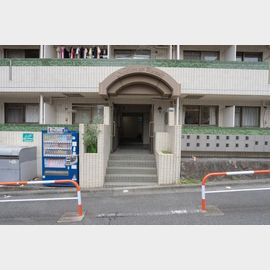 目白駅より徒歩8分 築42年4ヶ月の賃貸物件