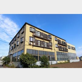 秋山駅より徒歩10分 築43年6ヶ月 3階建の賃貸物件