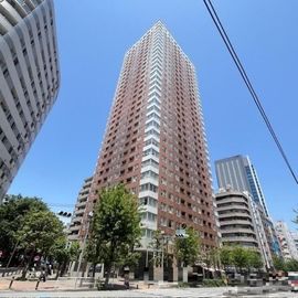 池袋駅より徒歩2分 12階 築19年8ヶ月の賃貸物件