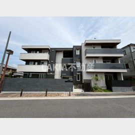 東部市場前駅より徒歩7分 新築 3階建の賃貸物件