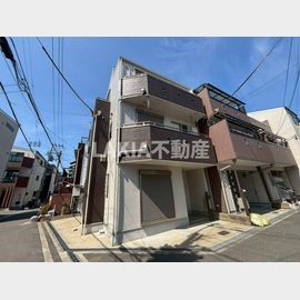 東天下茶屋駅より徒歩8分 築15年9ヶ月 3階建の賃貸物件