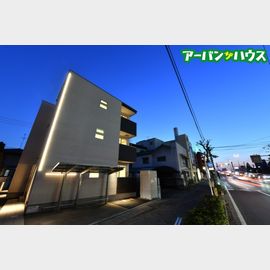 門田屋敷駅より徒歩6分 築6年9ヶ月 3階建の賃貸物件