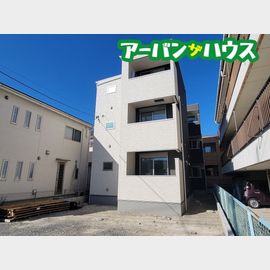 北長瀬駅より徒歩21分 3階 築1年8ヶ月の賃貸物件