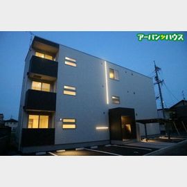 大元駅より徒歩26分 築6年1ヶ月 3階建の賃貸物件