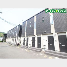 東岡山駅より徒歩8分 築7年9ヶ月 2階建の賃貸物件