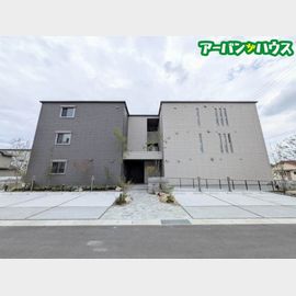 大安寺駅より徒歩7分 新築 3階建の賃貸物件