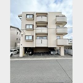 一社駅より徒歩16分 4階 築37年10ヶ月の賃貸物件