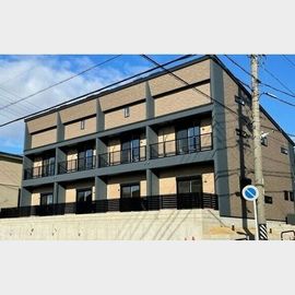一社駅より徒歩6分 築4年9ヶ月 2階建の賃貸物件