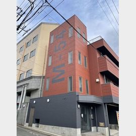 鳴子北駅より徒歩8分 築29年1ヶ月 3階建の賃貸物件
