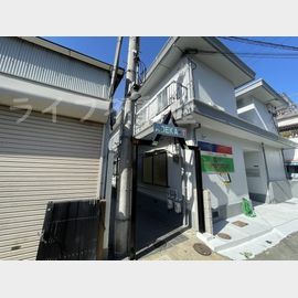 長瀬駅より徒歩7分 4階 築30年7ヶ月の賃貸物件