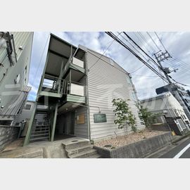 吉田駅より徒歩7分 3階 築30年5ヶ月の賃貸物件