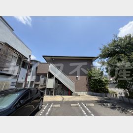 瓢箪山駅より徒歩15分 築15年11ヶ月 2階建の賃貸物件
