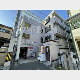 長瀬駅より徒歩10分 3階 築35年8ヶ月の賃貸物件