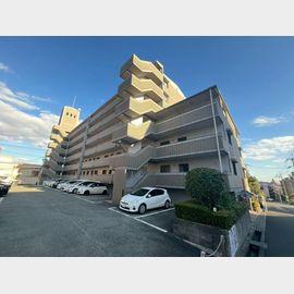 千里山駅より徒歩15分 4階 築32年1ヶ月の賃貸物件