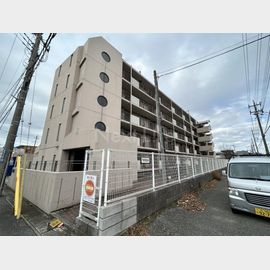 初石駅より徒歩15分 3階 築35年9ヶ月の賃貸物件