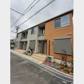 レーニア２ 2階 築3年4ヶ月の賃貸物件