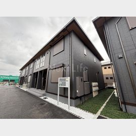 リッシュセゾンE 2階 新築の賃貸物件