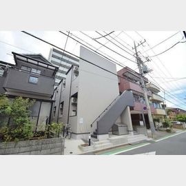 Primavera 2階 築8年の賃貸物件